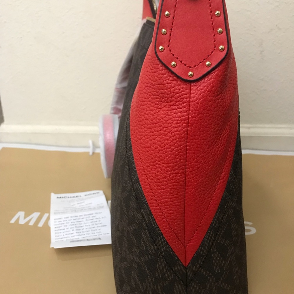 ❌MICHAEL KORS❌ - Picture 3 of 4